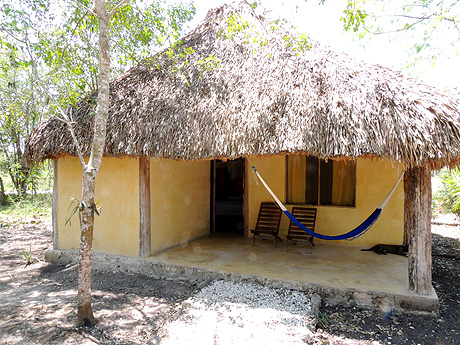 Reservar cabaña triple, Cabañas Calakmul